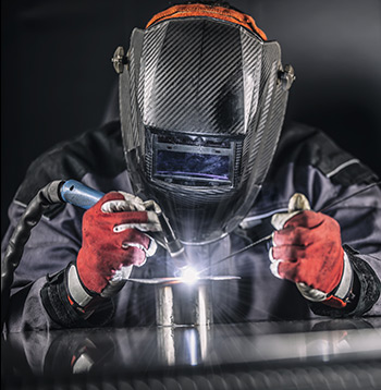 Welding (Manual & Robotic)